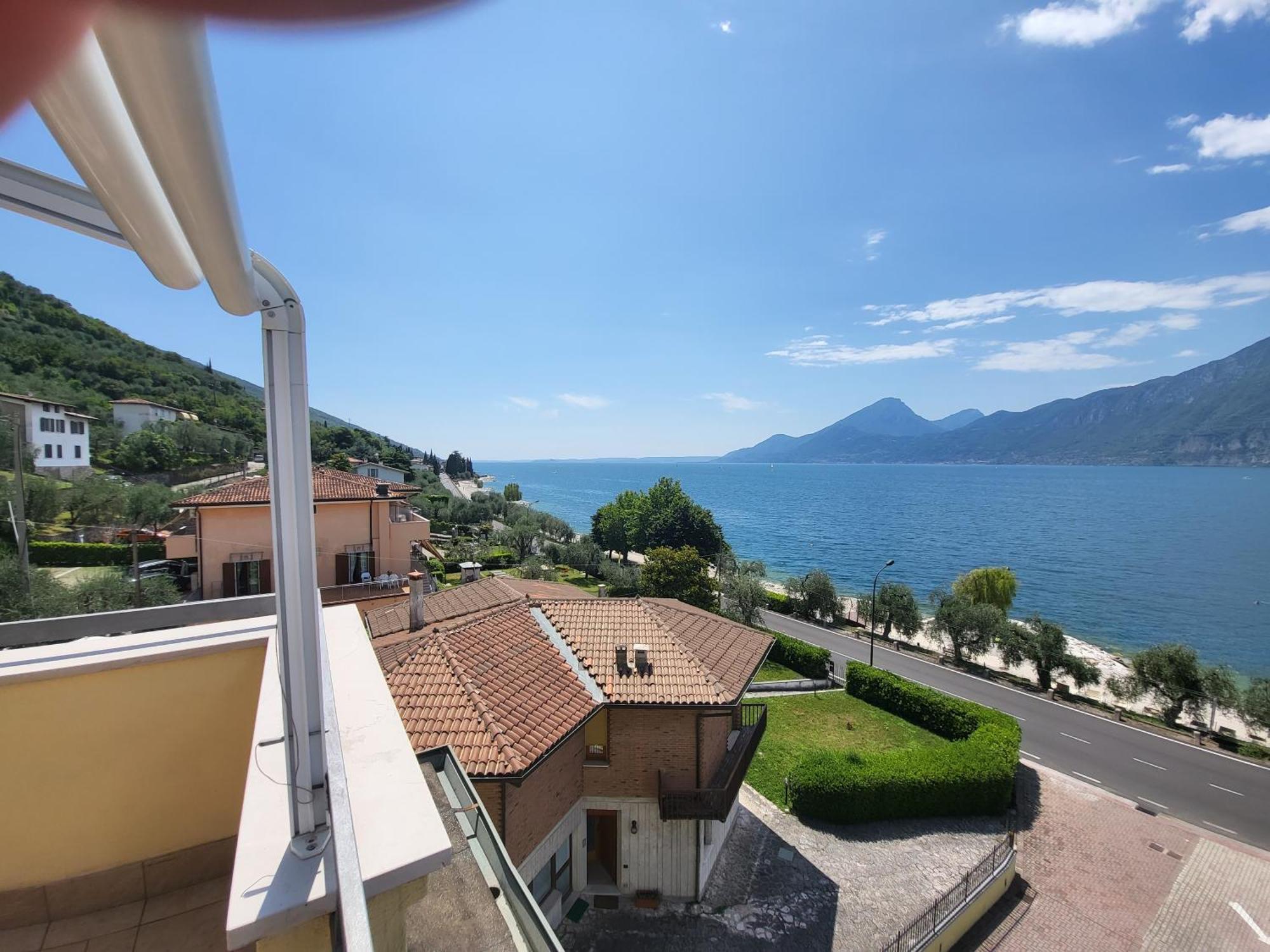 Penthouse Casa Alkea Masse Lake View เบรนโซเน ซูล การ์ดา ภายนอก รูปภาพ